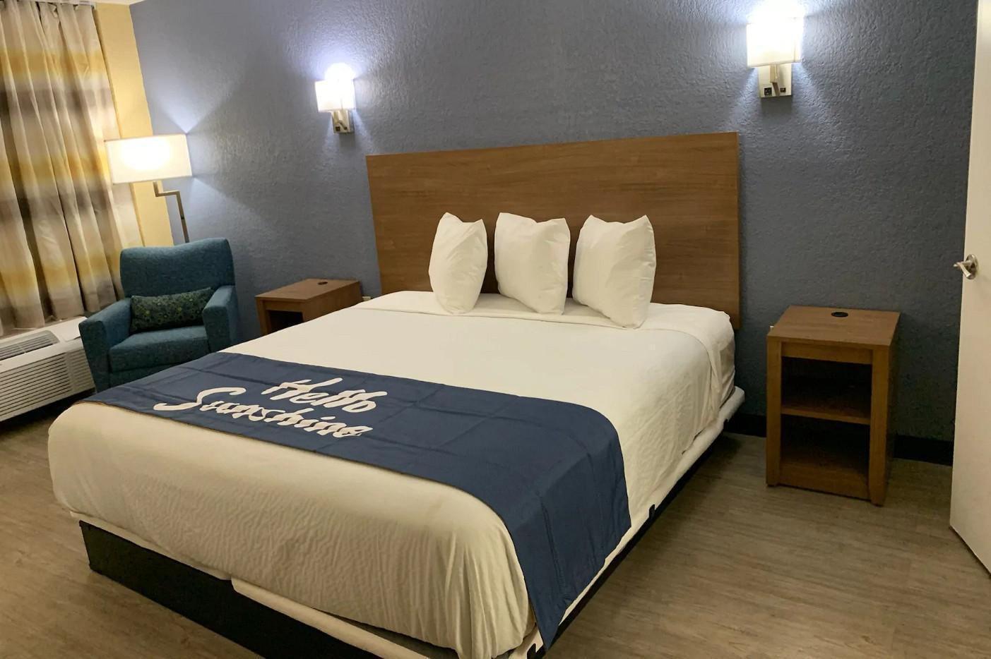 Days Inn By Wyndham Apopka/Orlando Экстерьер фото