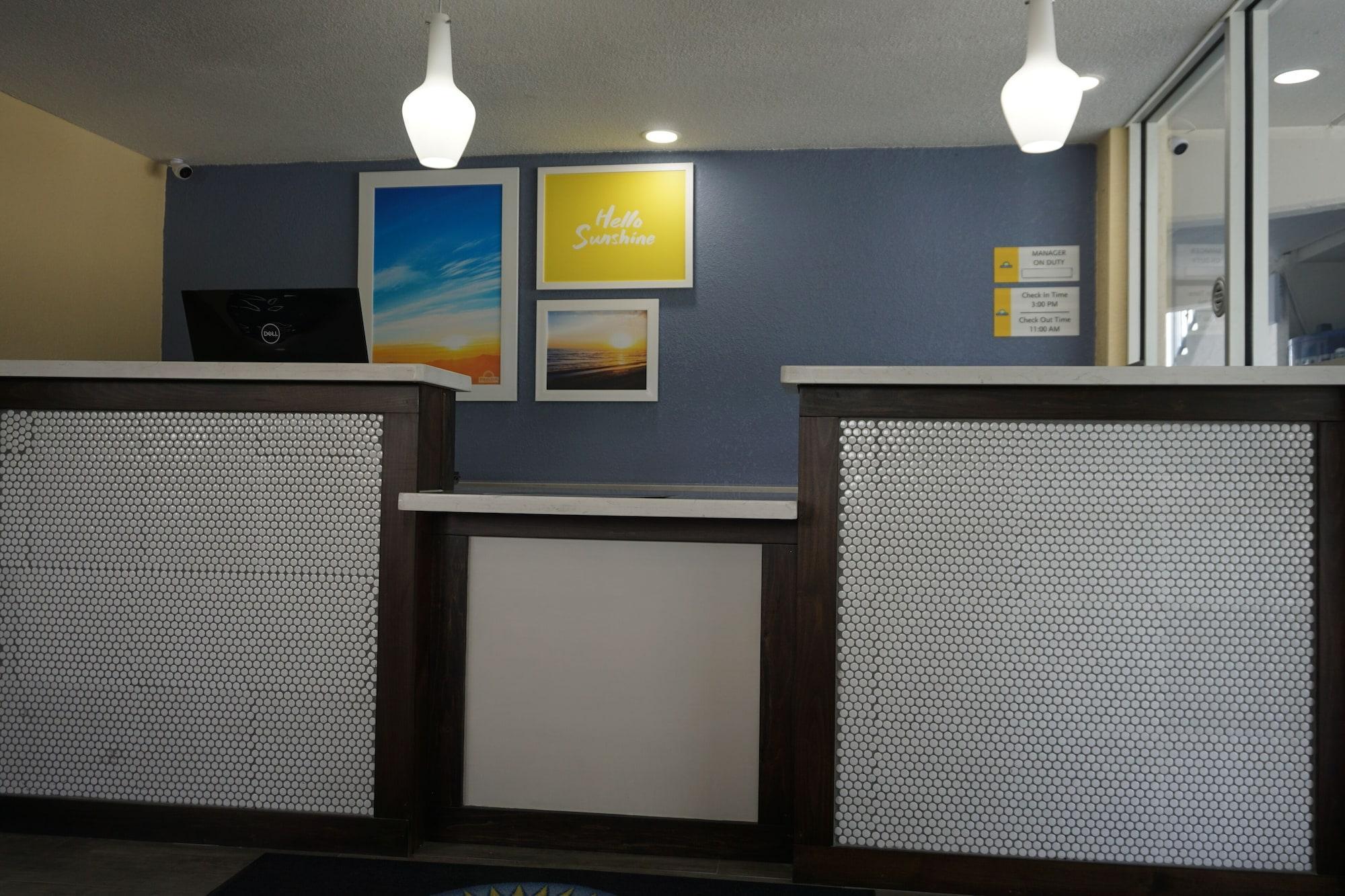 Days Inn By Wyndham Apopka/Orlando Экстерьер фото