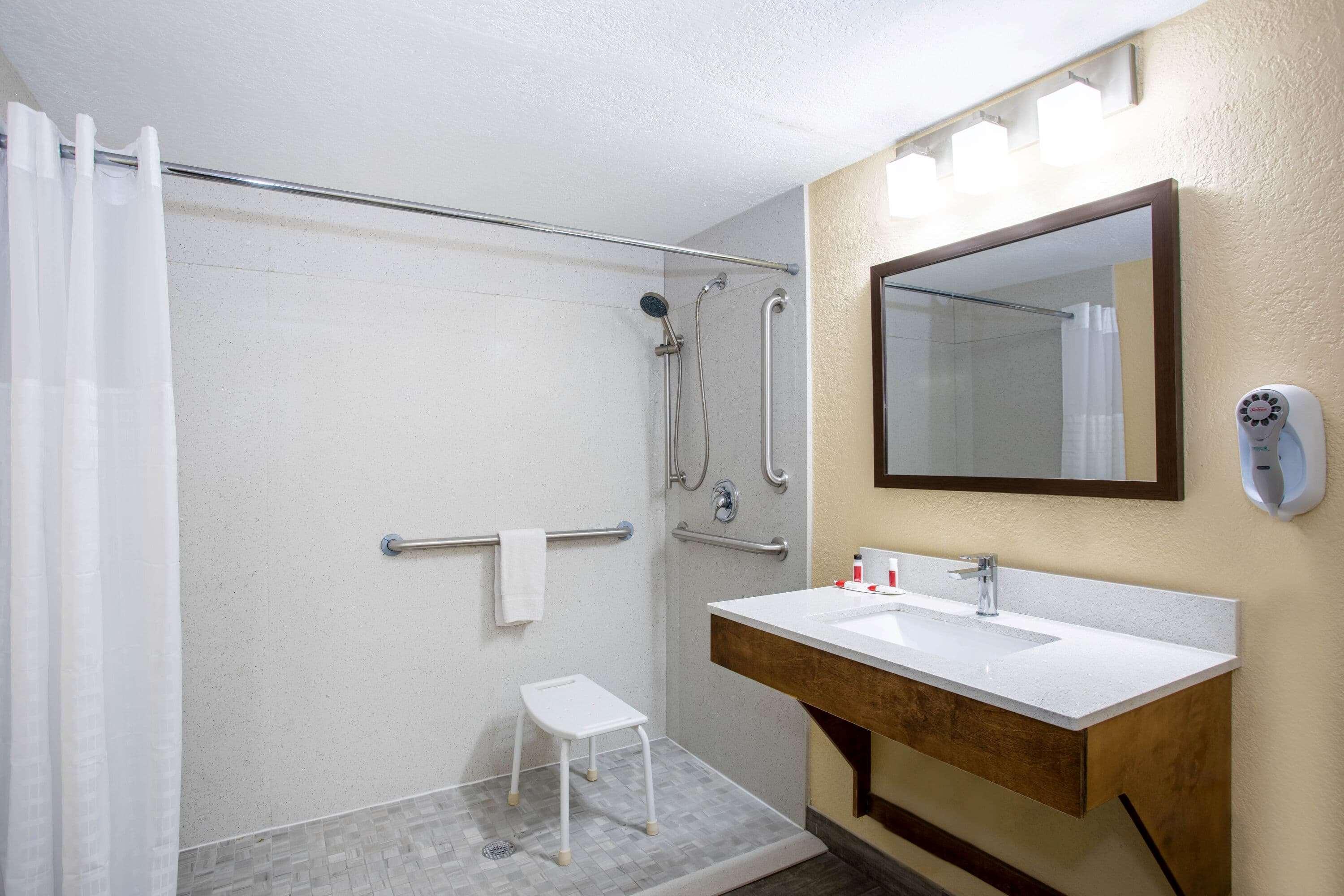 Days Inn By Wyndham Apopka/Orlando Экстерьер фото